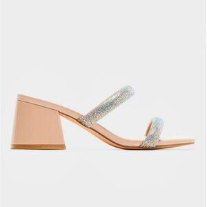 Chic Tan and Silver Heels with Elegant Design